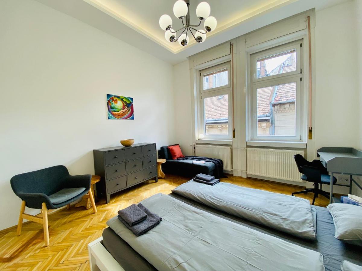 Spacious 4Br Oasis In Central Budapest - Bp Sky Εξωτερικό φωτογραφία