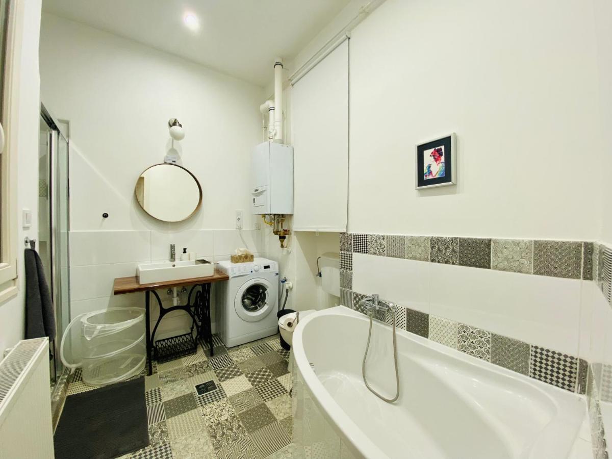 Spacious 4Br Oasis In Central Budapest - Bp Sky Εξωτερικό φωτογραφία